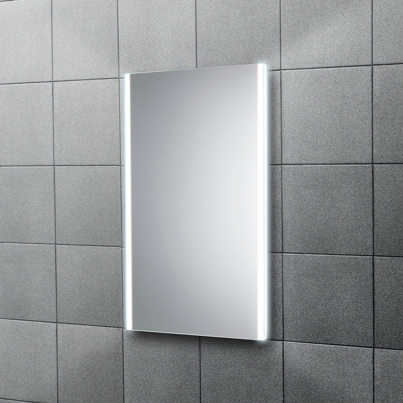 HiB Beam 60cm Sensor Operated Mirror - 79550600